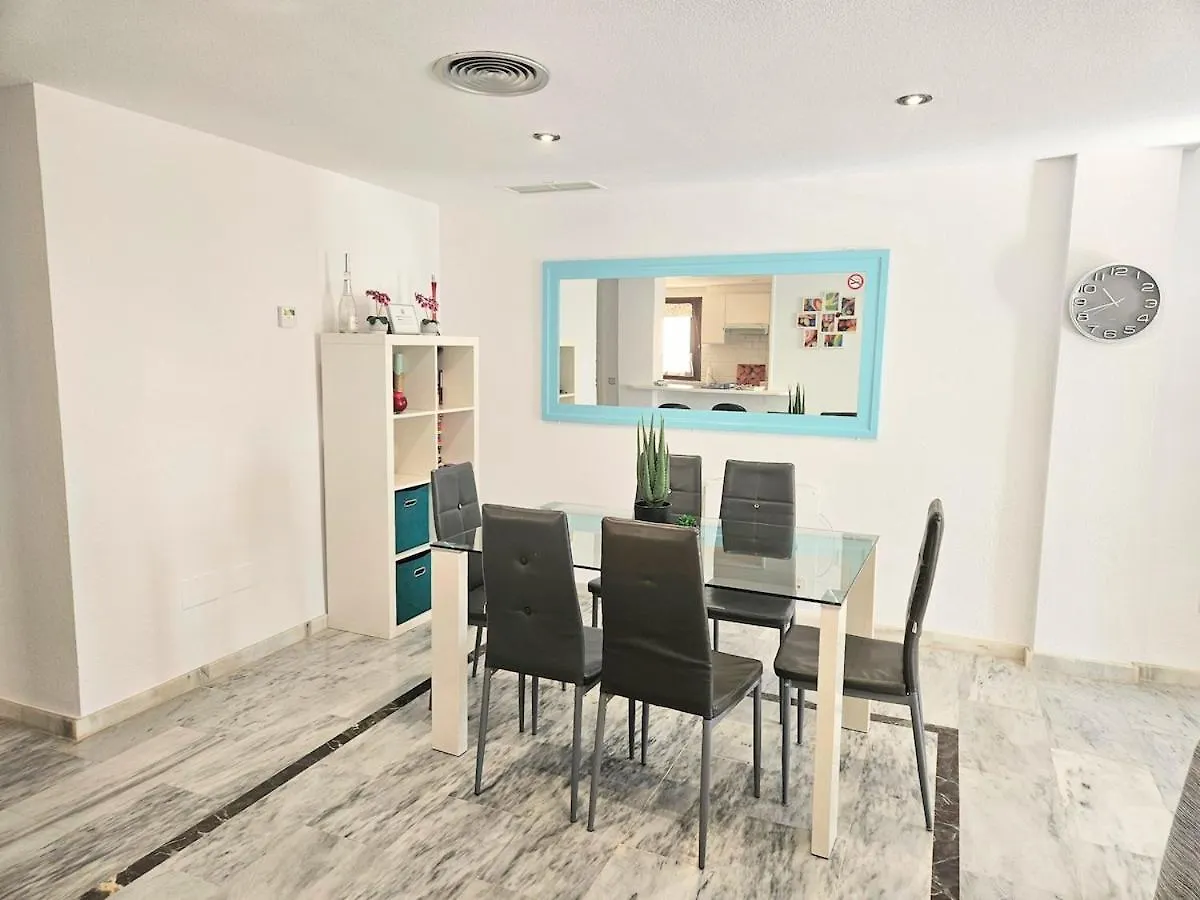 Апартаменты Monte Duquesa Courtyard Apt Close To Port, Beach, Golf Манилва Испания